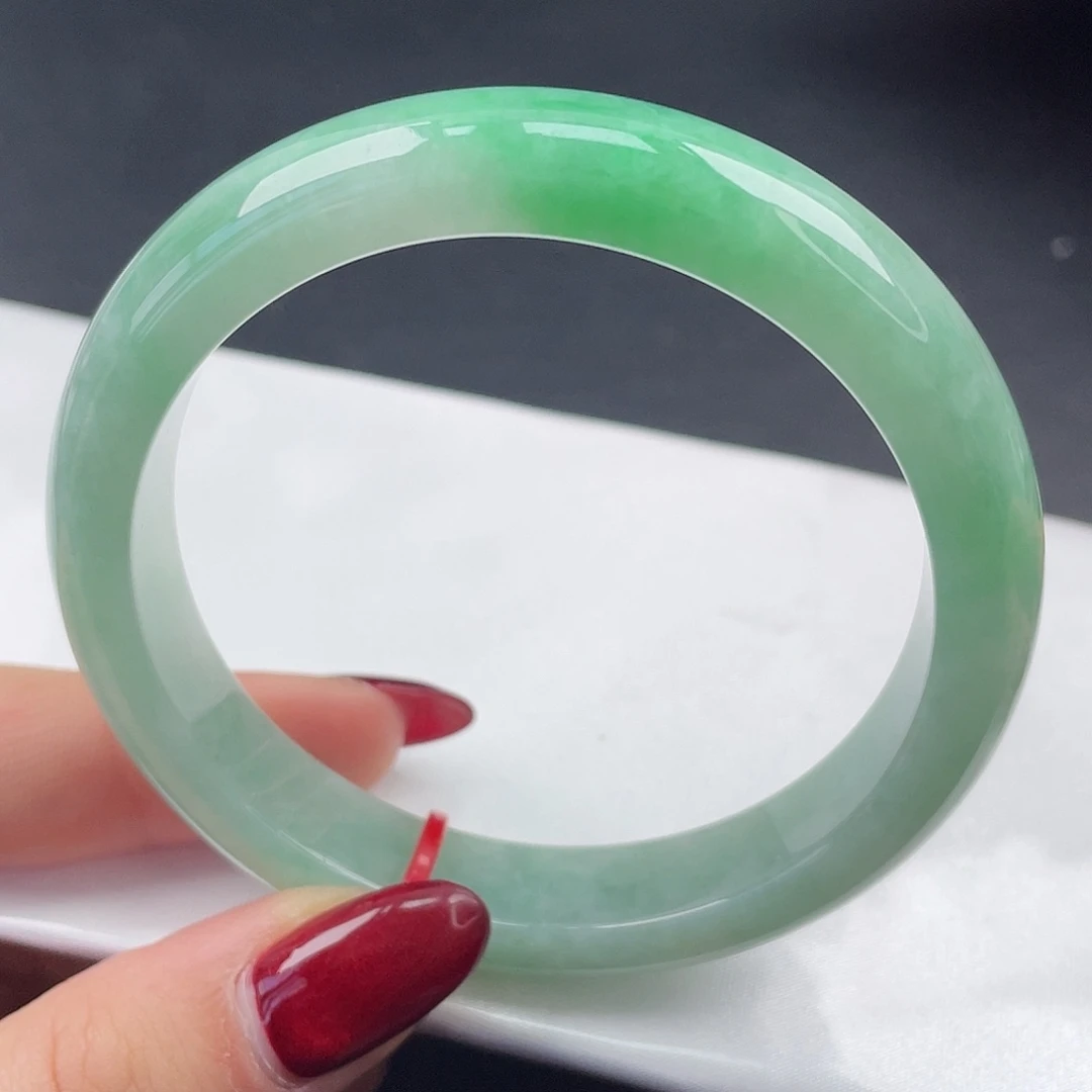 翡翠未镶嵌手镯58圈口