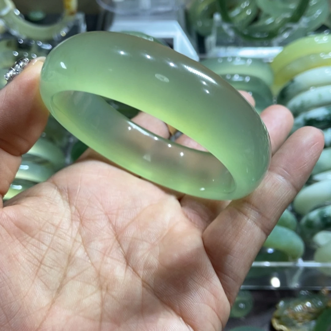 岫玉未镶嵌手镯60