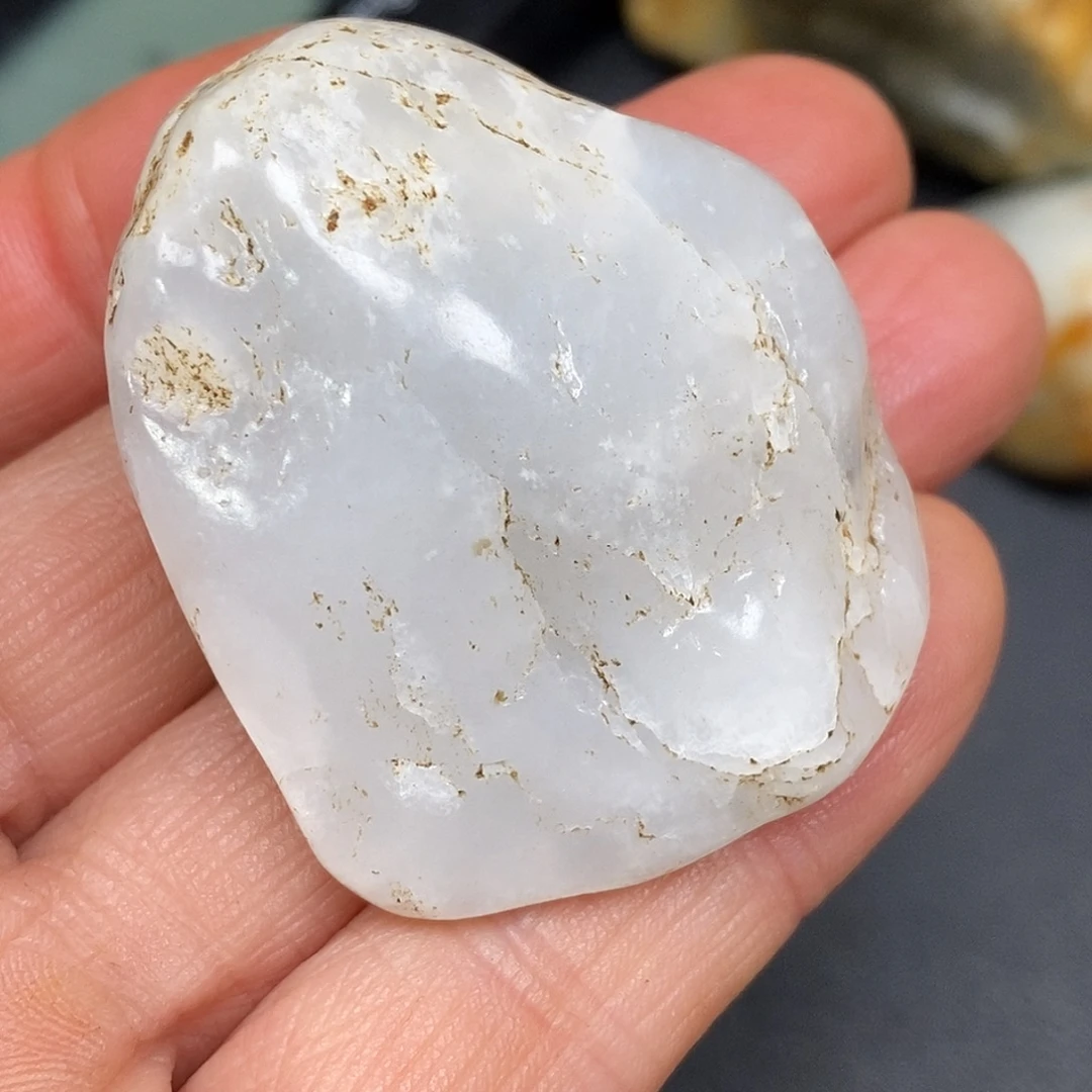 和田玉未镶嵌珠宝奇石