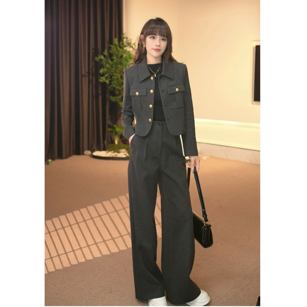 轻熟羽绒外套女2024秋冬新款穿搭轻奢高级感阔腿裤两件套BN0383