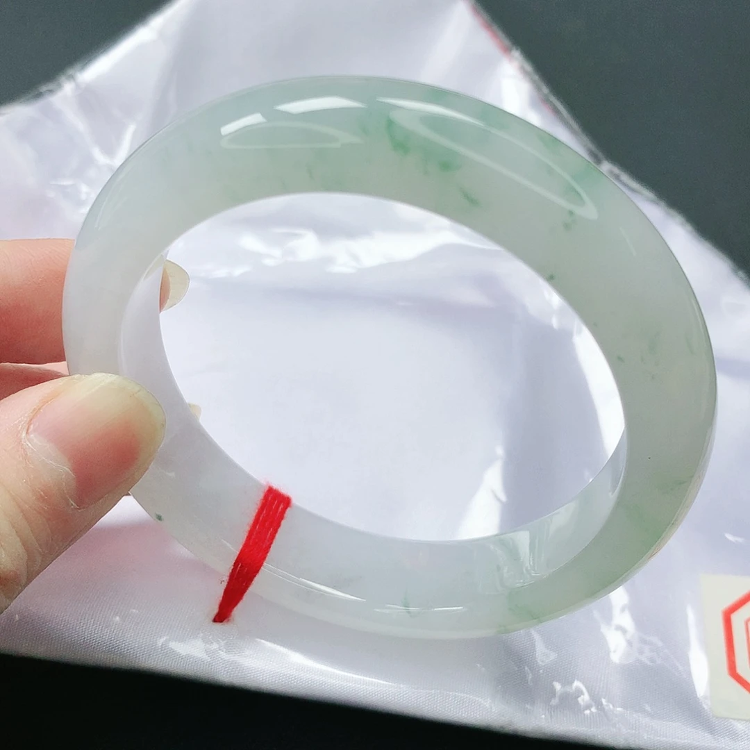 翡翠手镯未镶嵌缅甸天然A货翡翠