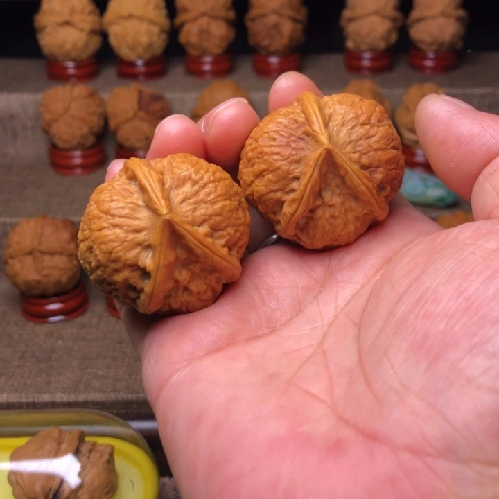 把件橄榄核28金香炉三棱