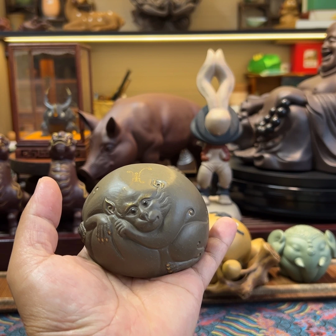 紫砂茶宠紫砂茶宠摆件。