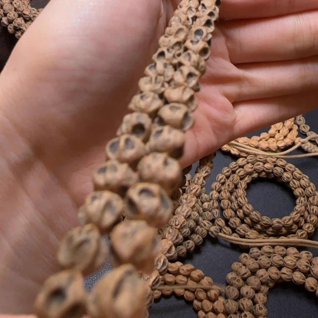 手***弹柏香籽/百香籽吊坠