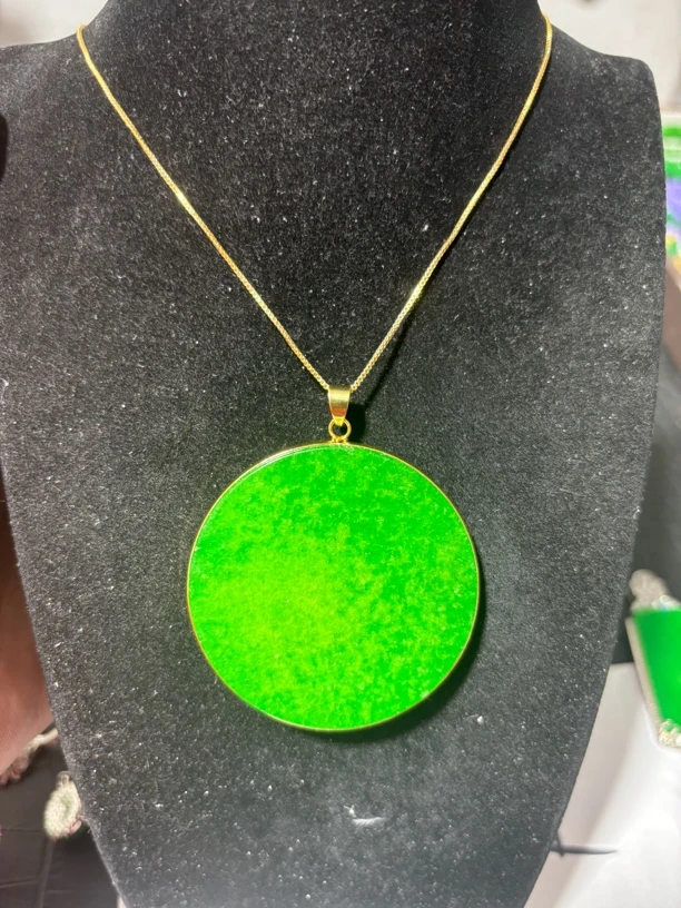 翡翠大圆饼大圆牌吊坠d007