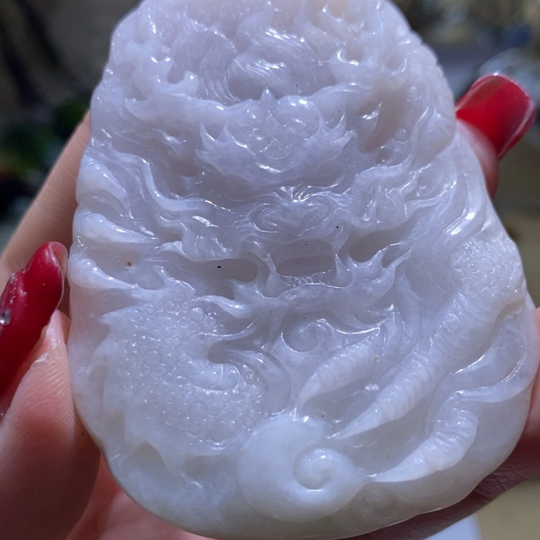 【闪购商品】翡翠颈饰未镶嵌龙牌