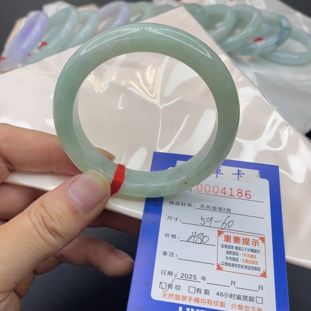 翡翠未镶嵌手镯翡翠手镯