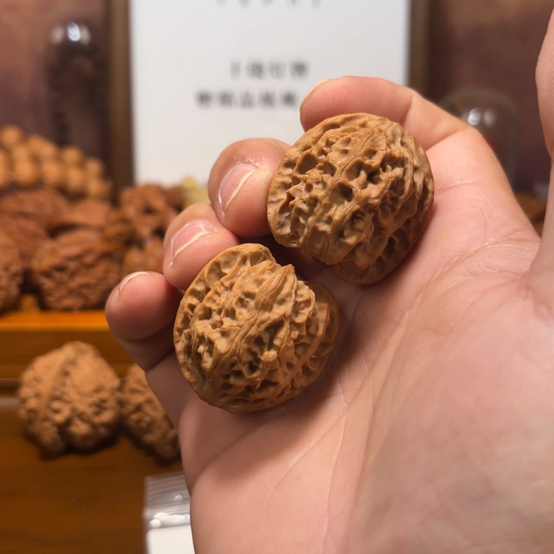 文玩核桃吊坠苹果园Q5330