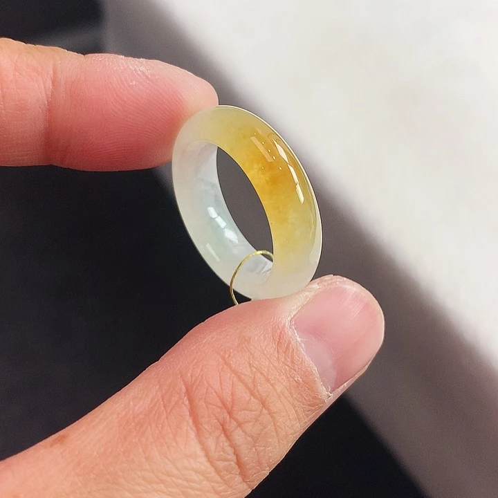 翡翠未镶嵌戒指16号