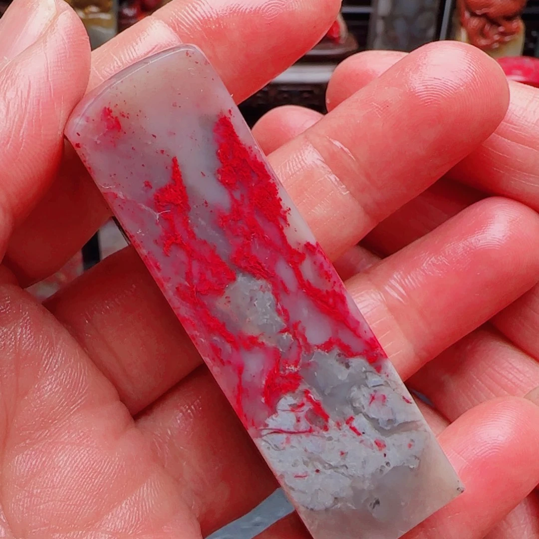 昌化石昌化鸡血石