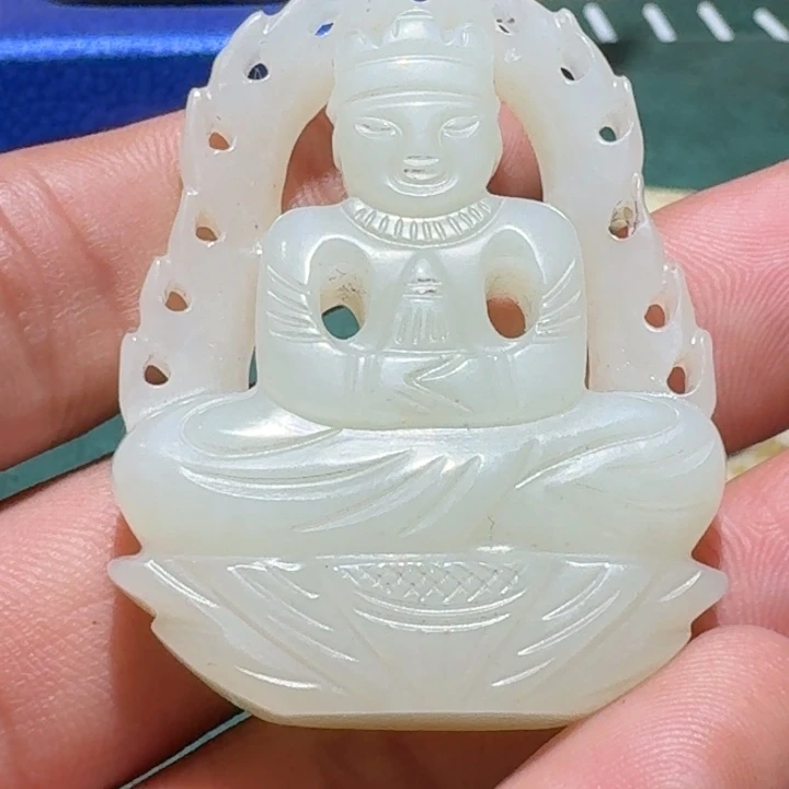 和田玉（糖玉）颈饰未镶嵌用****9