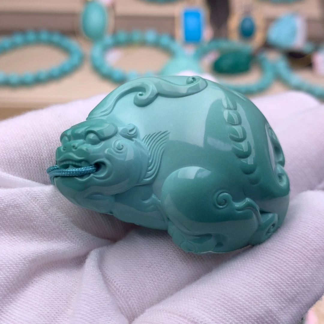 绿松石未镶嵌珠宝奇石