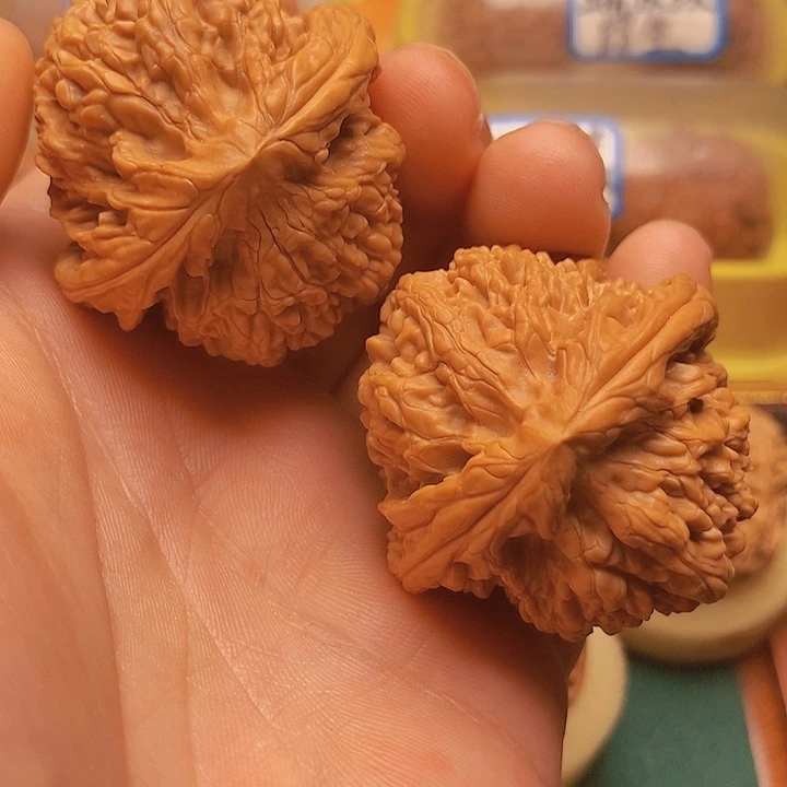 文玩核桃把件45全品筷子棱核尊