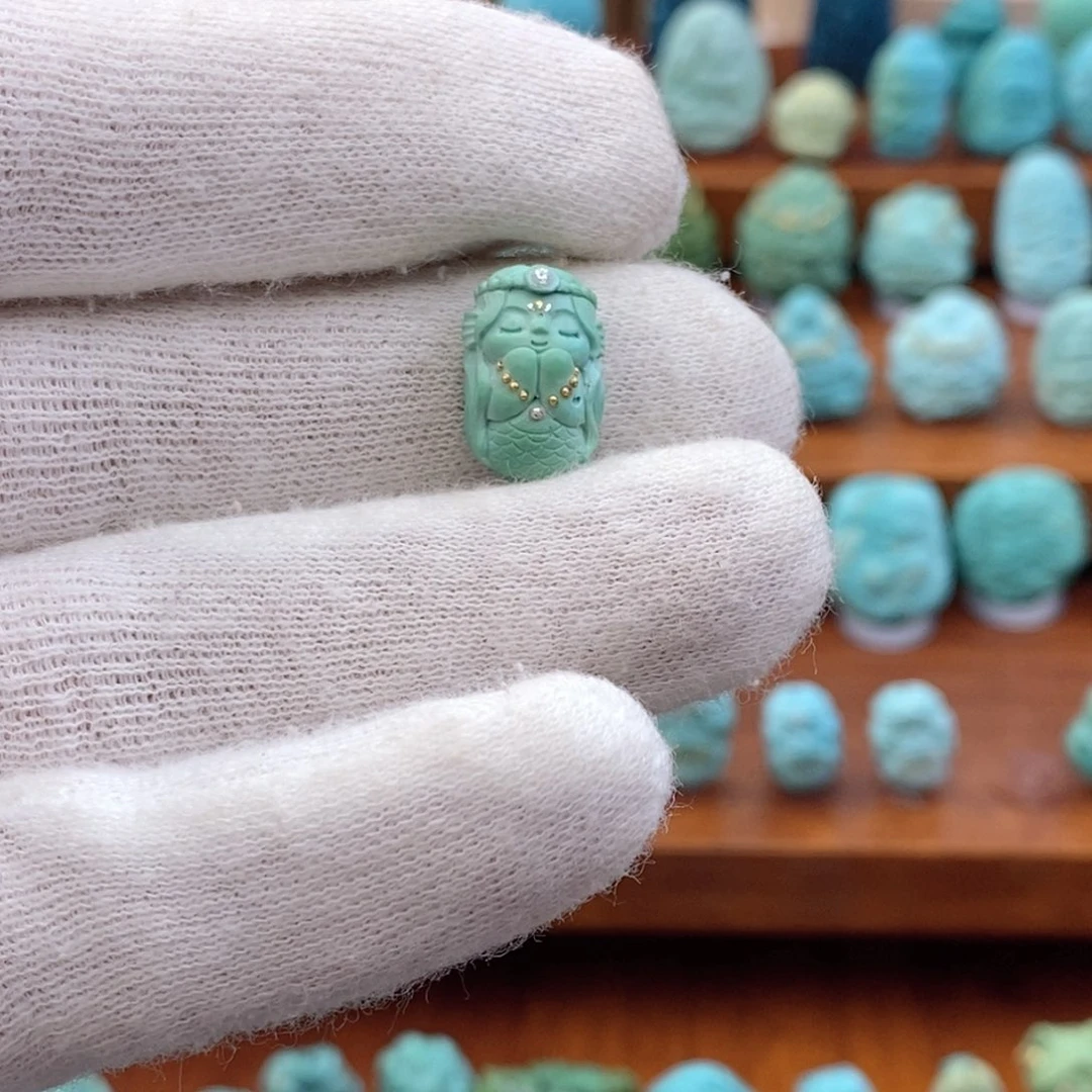 未镶嵌绿松石珠宝奇石