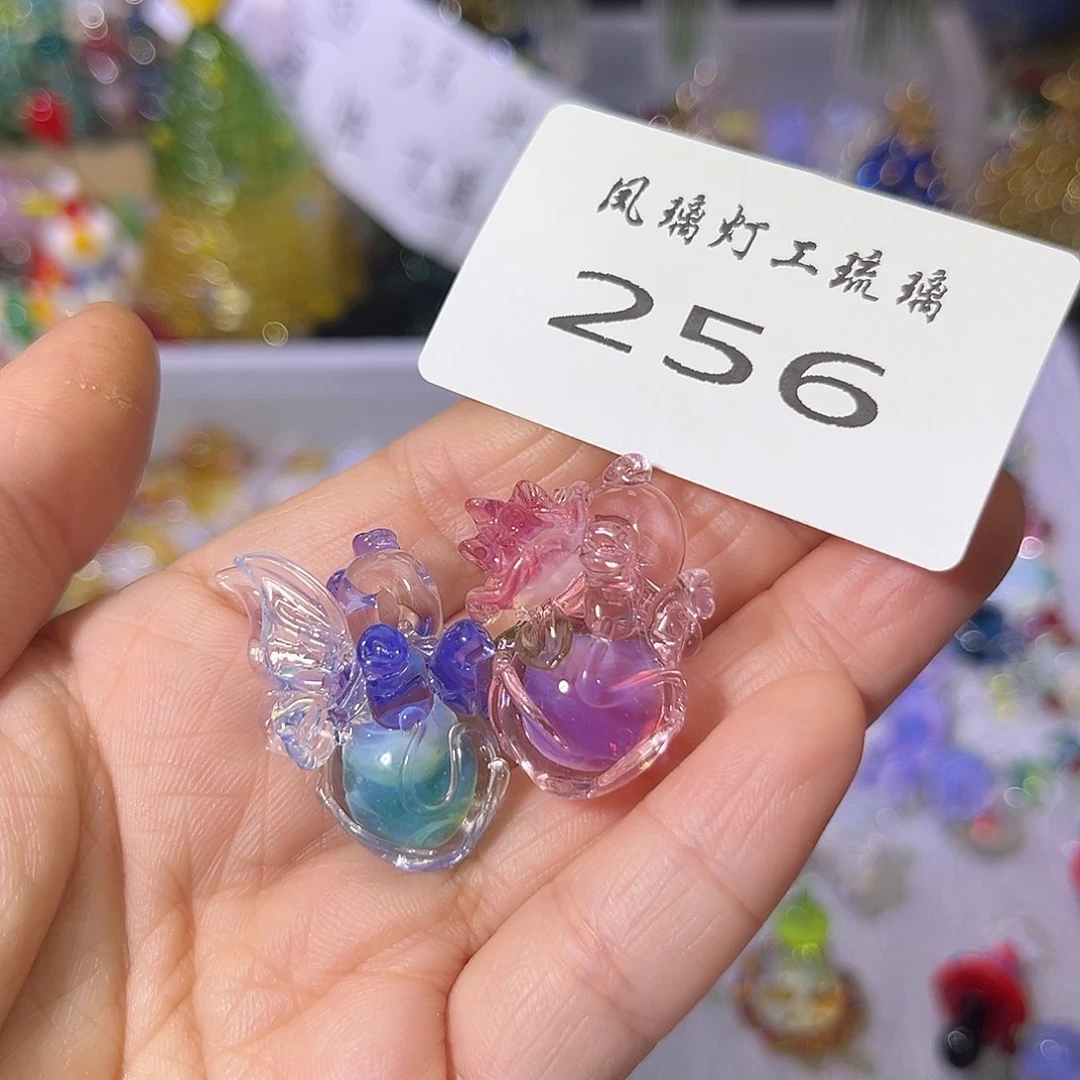 喵***～玻璃颈饰256蝴蝶心脏玫瑰