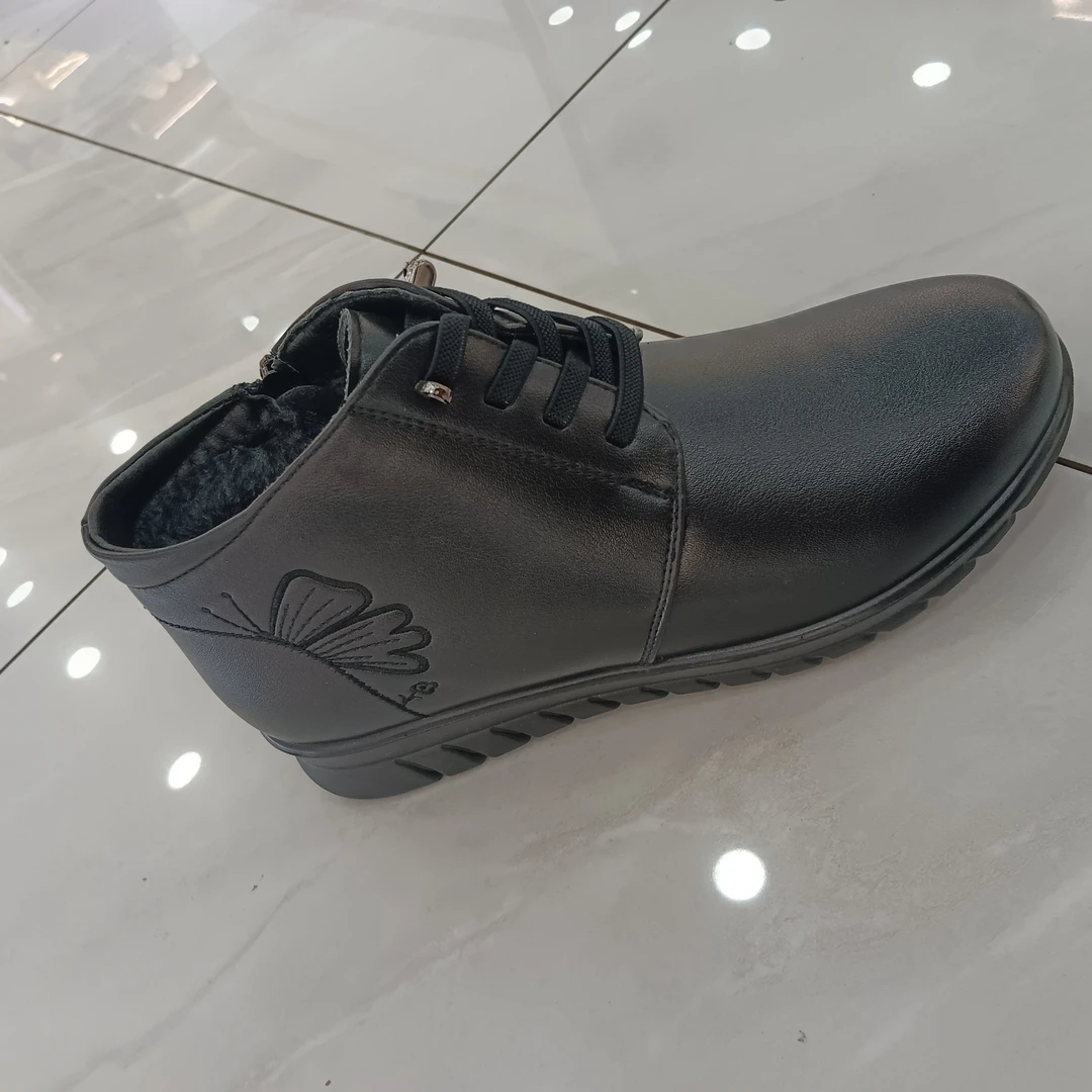 拉链平跟冬绣花短筒妈妈，奶奶棉鞋