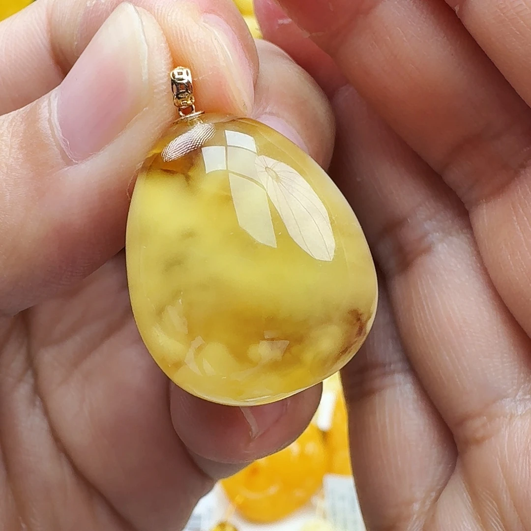 蜜蜡颈饰18K金镶嵌天然保真假一赔十