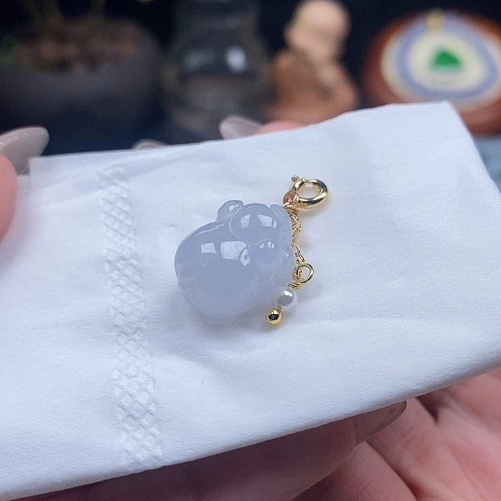 翡翠挂件未镶嵌吊坠