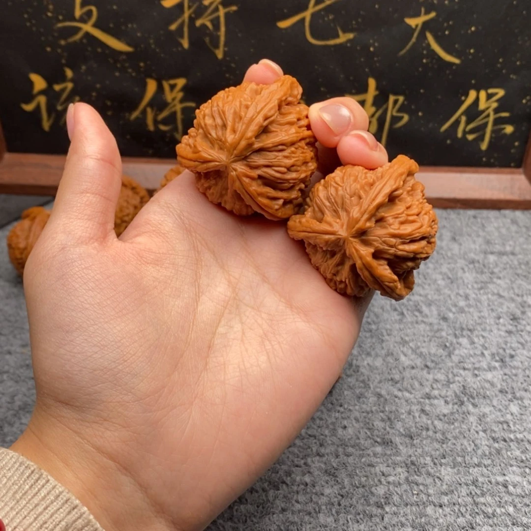 【闪购商品】吊坠文玩核桃佛**叔