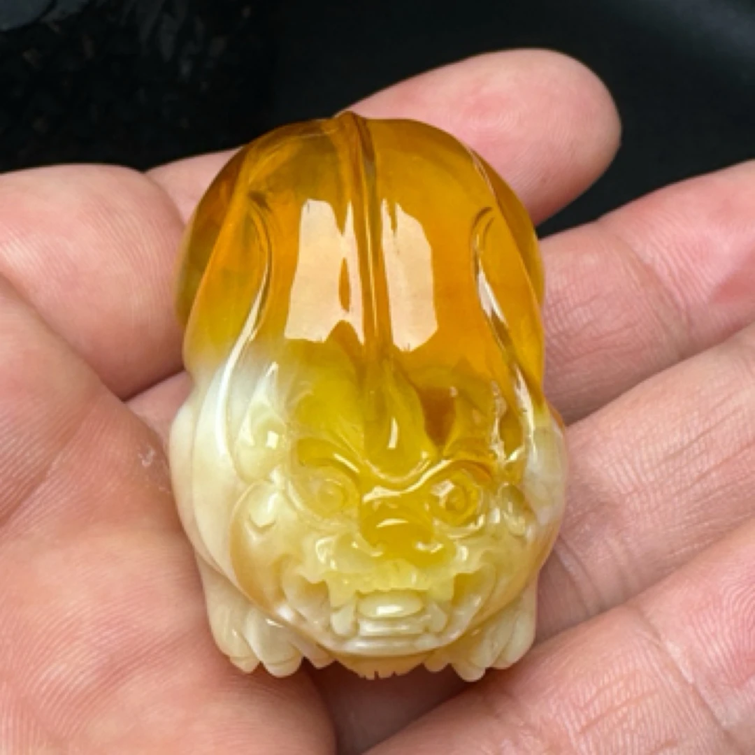 天然琥珀蜜蜡吊坠饰品貔貅