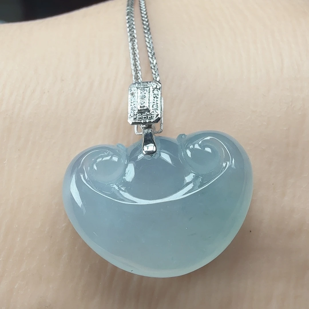 翡翠18K金镶嵌吊坠(不含链)缅甸翡翠玉a货吊坠