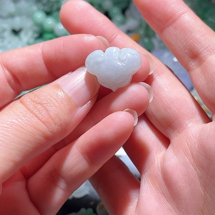 颈饰未镶嵌翡翠天