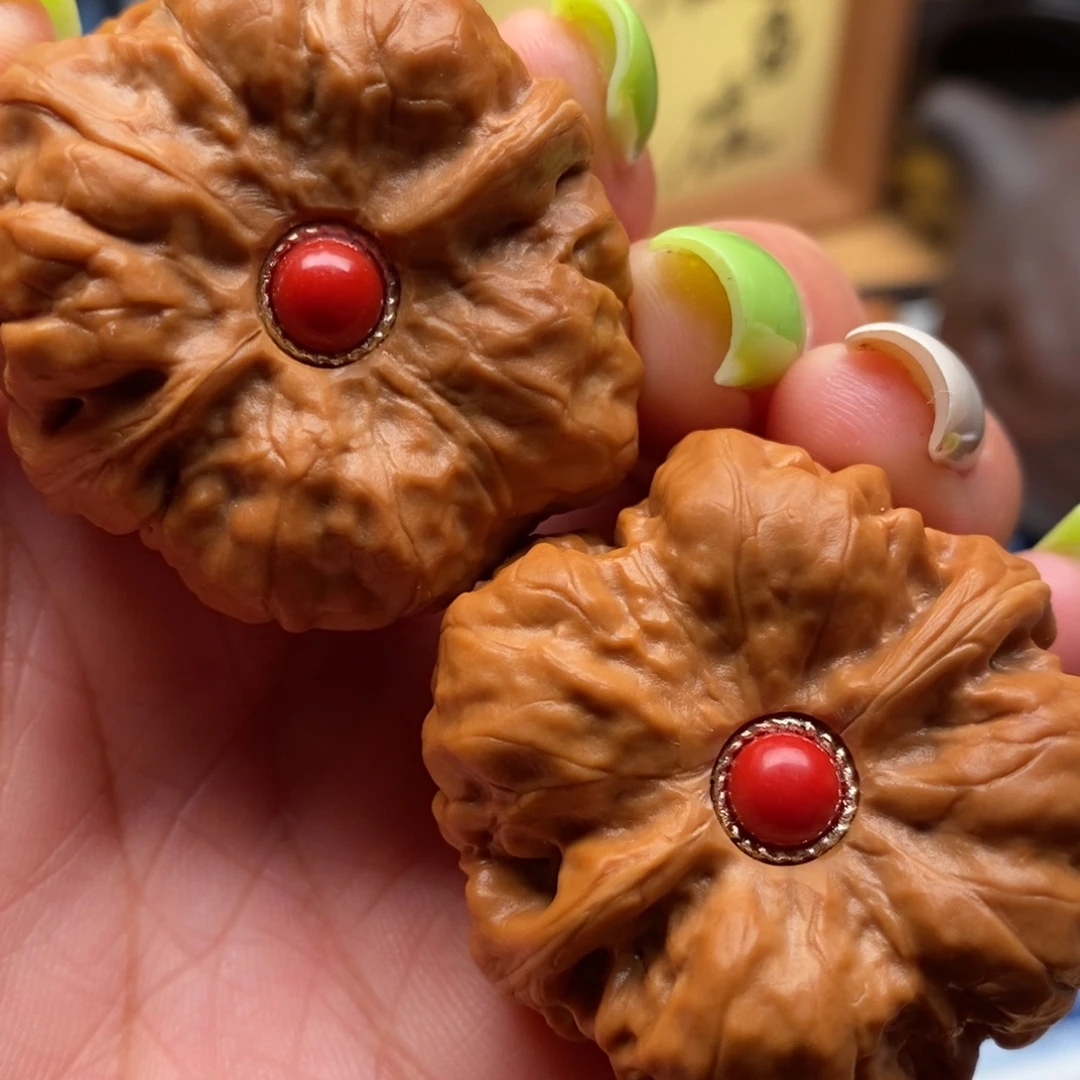 文玩核桃把件39尺哇哇