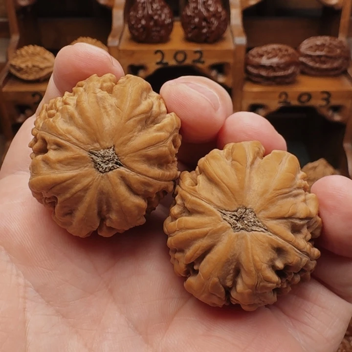 文玩核桃吊坠D***GDLHT小反向