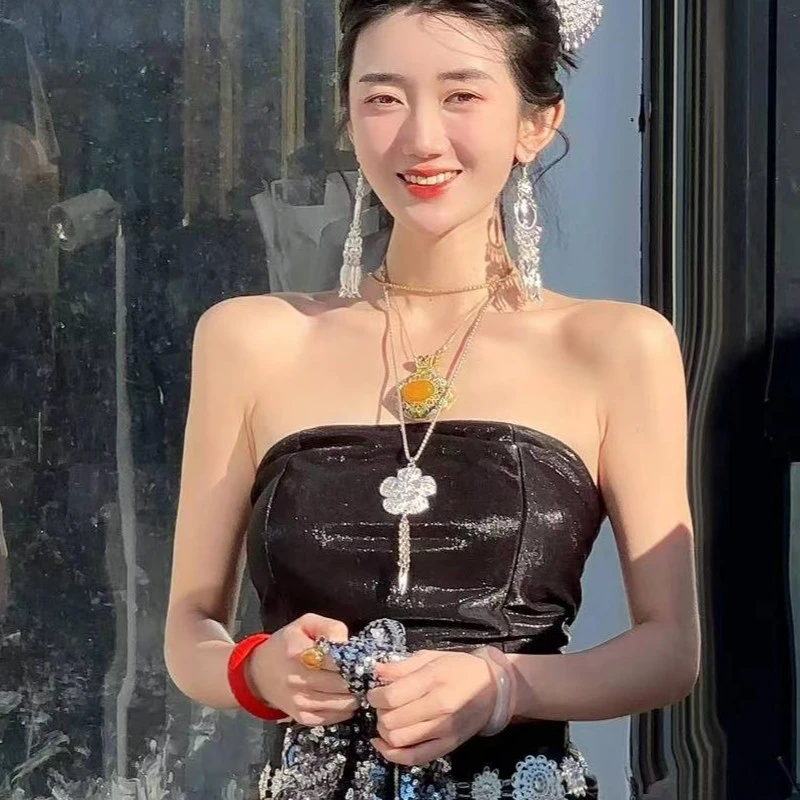 傣族胸垫款抹胸