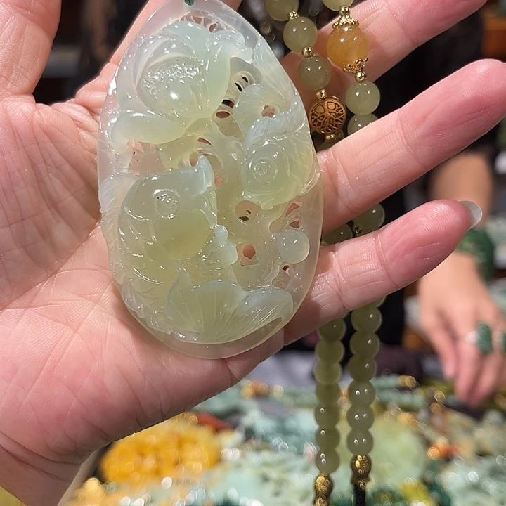 未镶嵌岫玉毛衣链