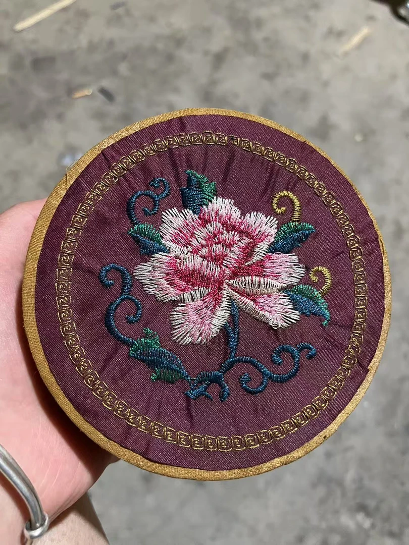 精品摆件牡丹小花盒红牌