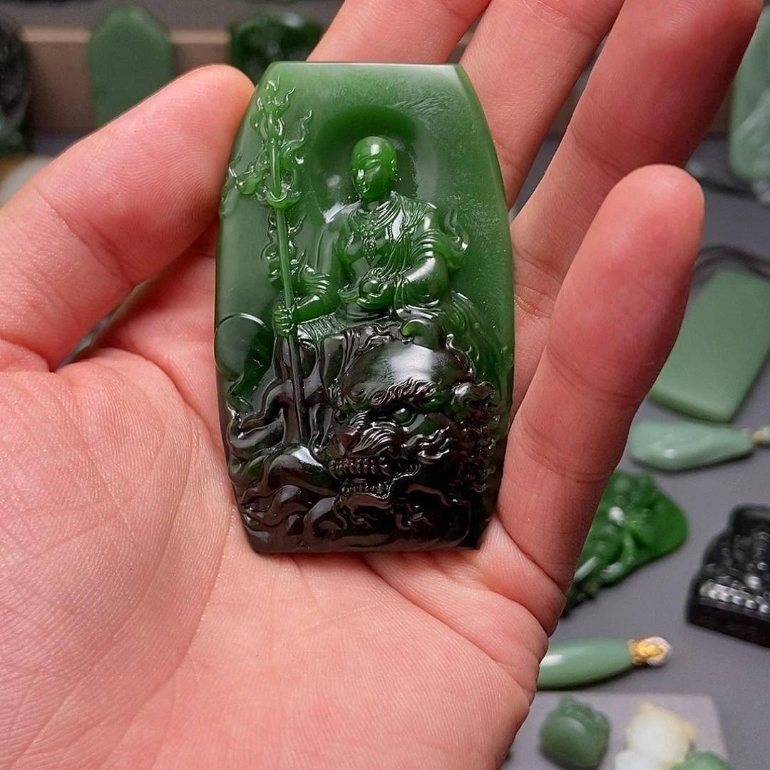 尋****和田玉未镶嵌颈饰