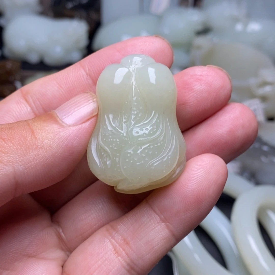 【闪购商品】颈饰未镶嵌和田玉