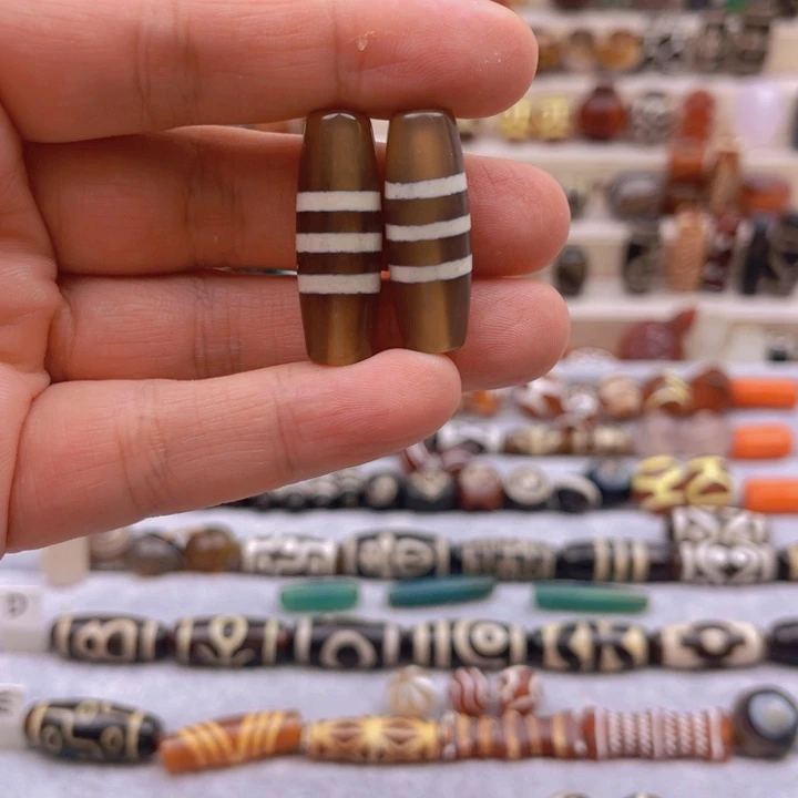 合金颈饰玛瑙/玉髓