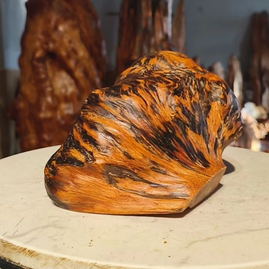 文玩木作北沉香摆件