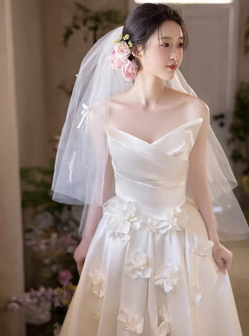 【唐芙缇】森系鱼尾抹胸缎面外景小轻纱简约结婚气质生日领证新娘