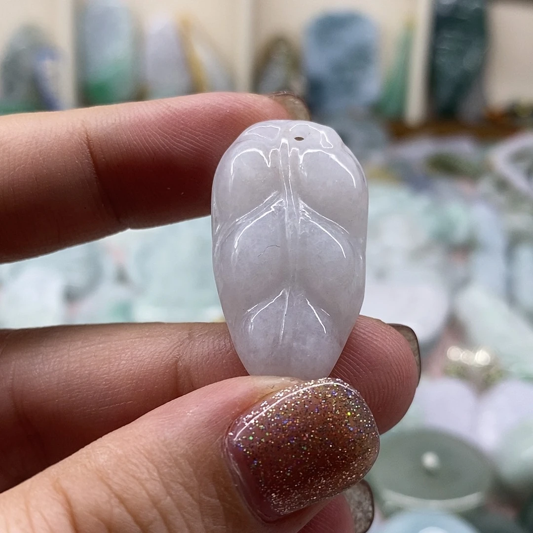 颈饰未镶嵌翡翠天然