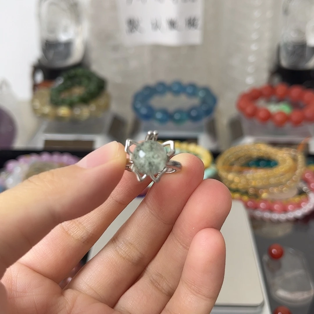 水晶戒指合金矿坑