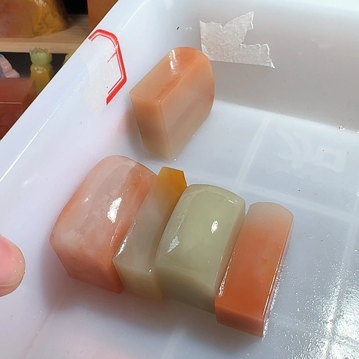 青田石印石正**子外地的