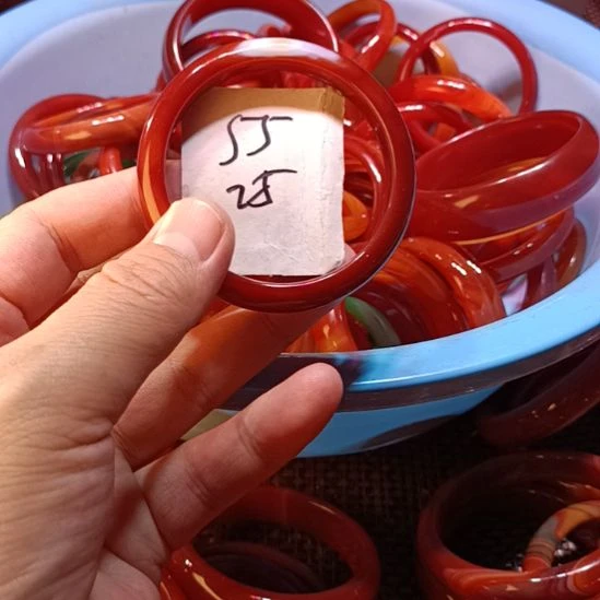 玛瑙/玉髓未镶嵌手镯