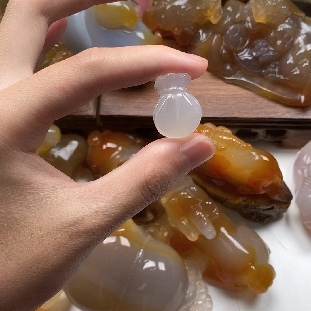 玛瑙/玉髓未镶嵌颈饰