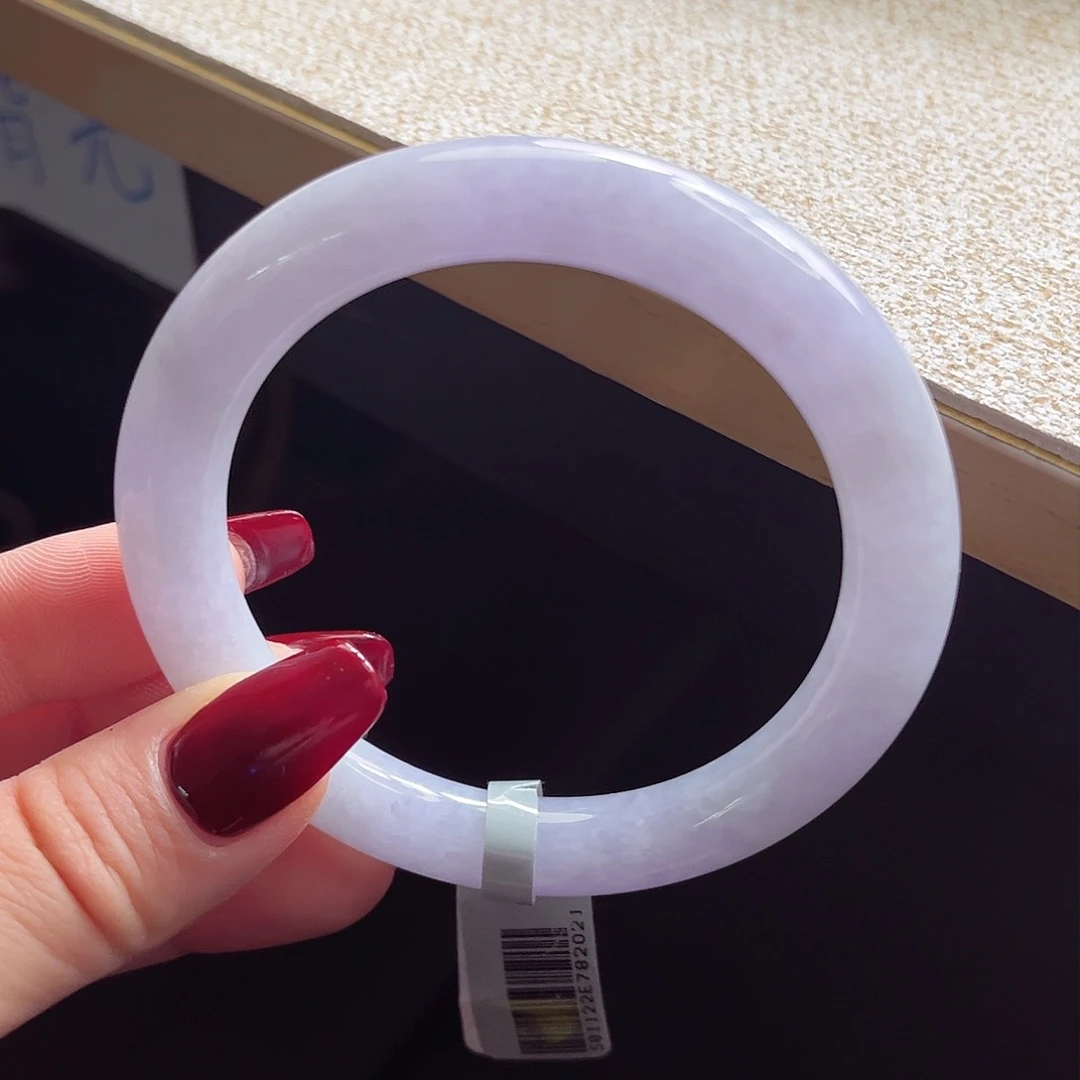 翡翠手镯未镶嵌手镯