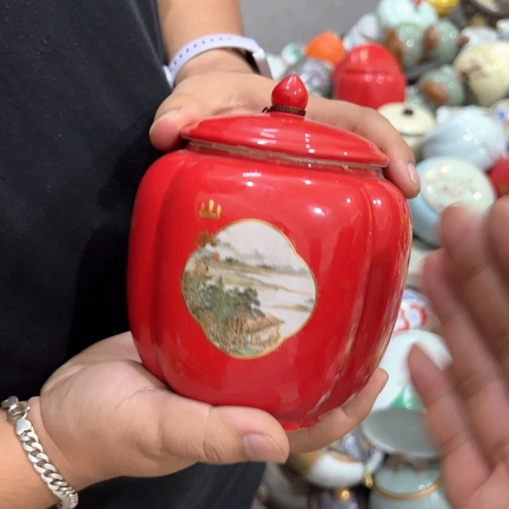 瑕疵福利品陶瓷茶叶罐介意勿拍