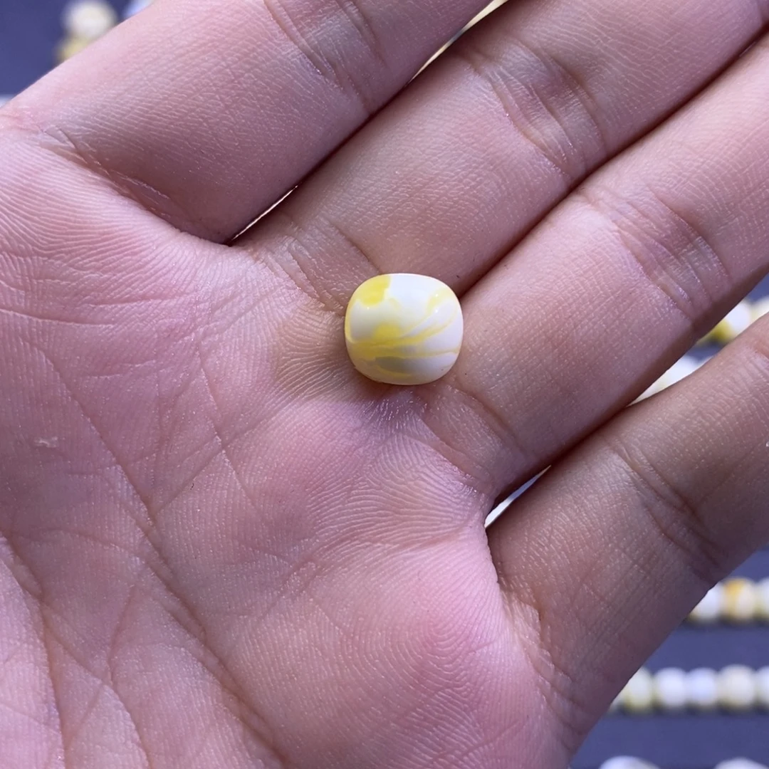 骆***驼琥珀未镶嵌裸石11.8mm