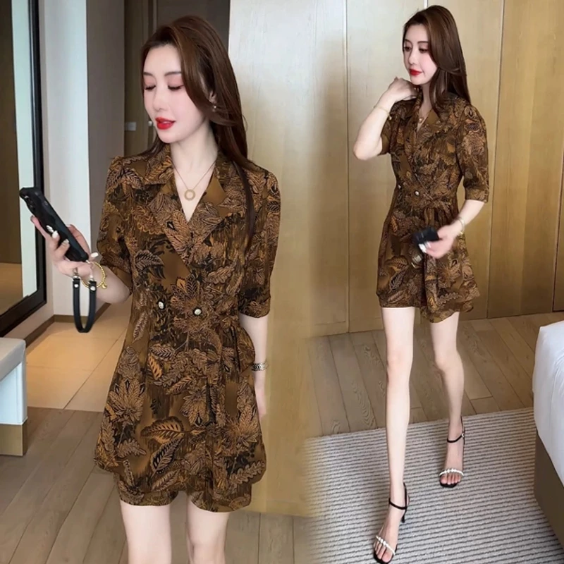 洋气减龄显瘦短裤套装女2025年夏季收腰遮肚松紧头国风印花两件套