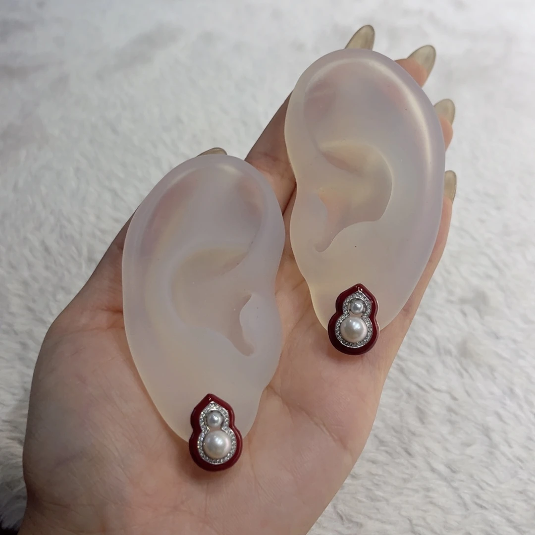 淡水珍珠银S925镶嵌耳饰