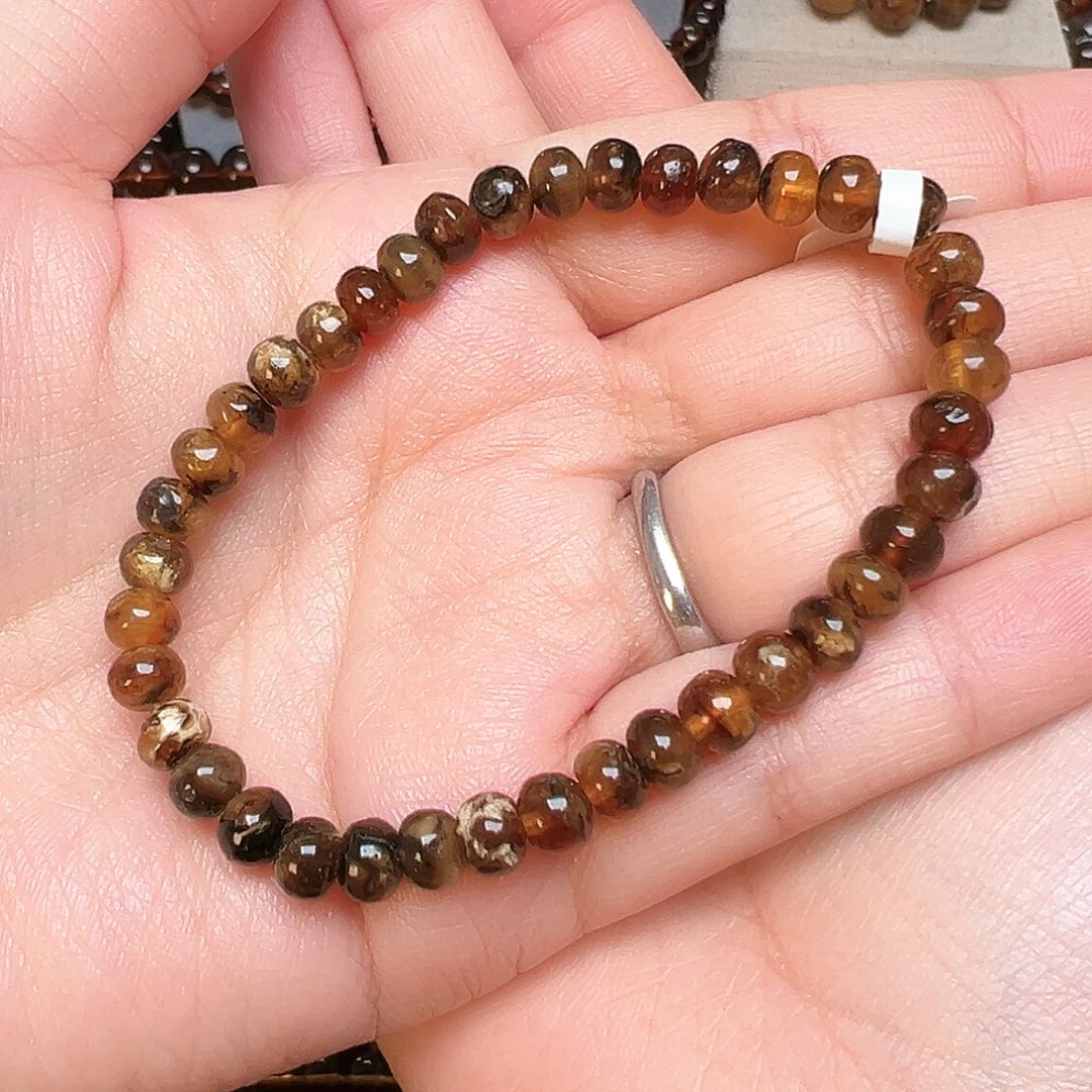 琥珀未镶嵌裸石抚顺琥珀六10598