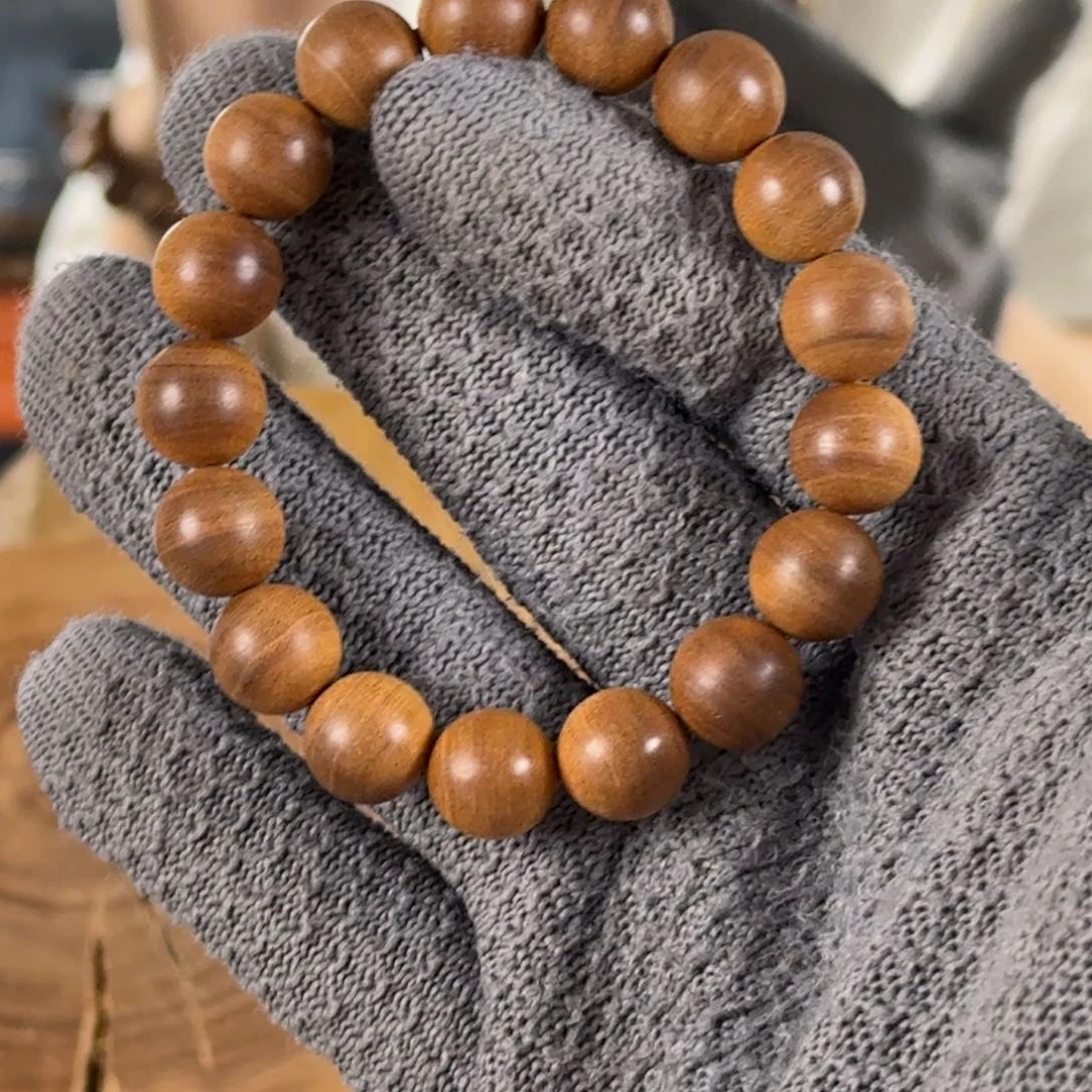 檀香木其他沉水王系列十号料“百年虫漏”1.2横黑奶凉醇