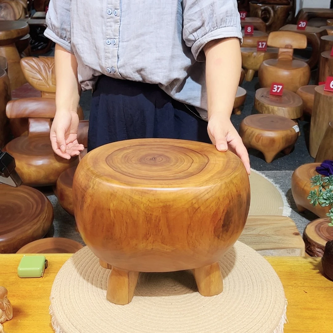 16号香樟木尺寸：31-24-25cm