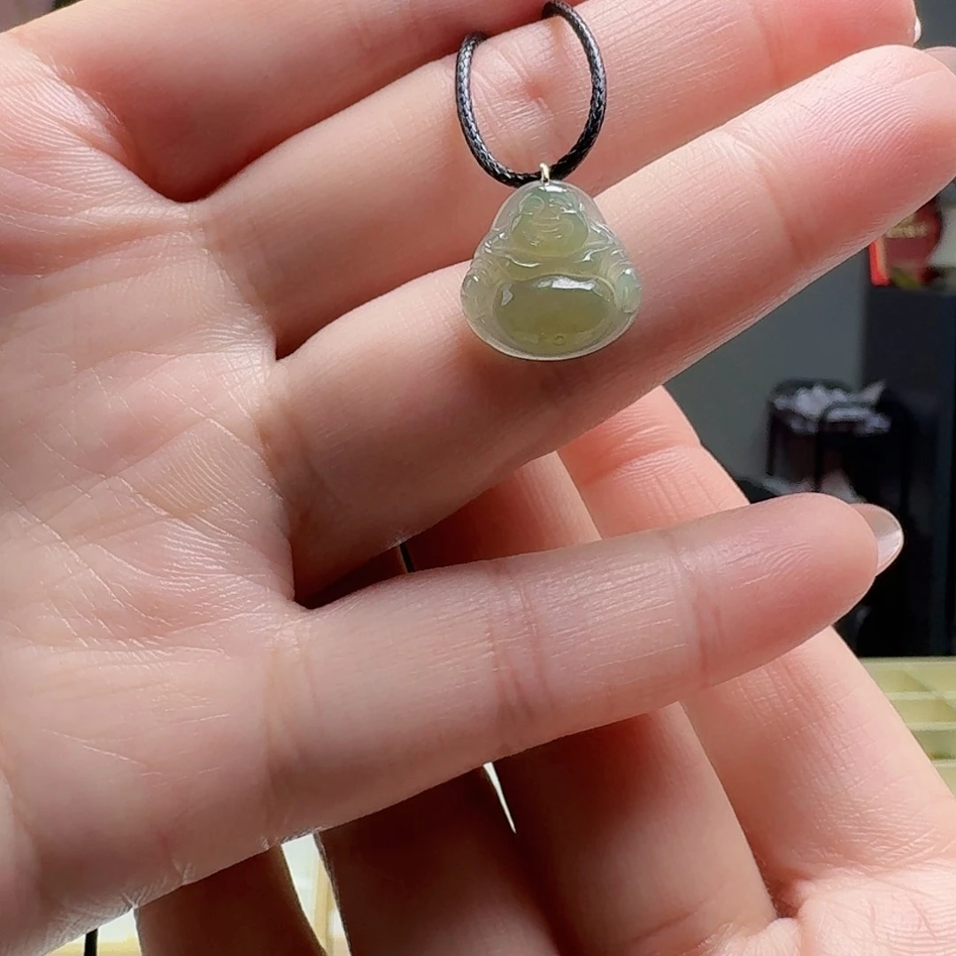 翡翠吊坠(赠链)未镶嵌天然